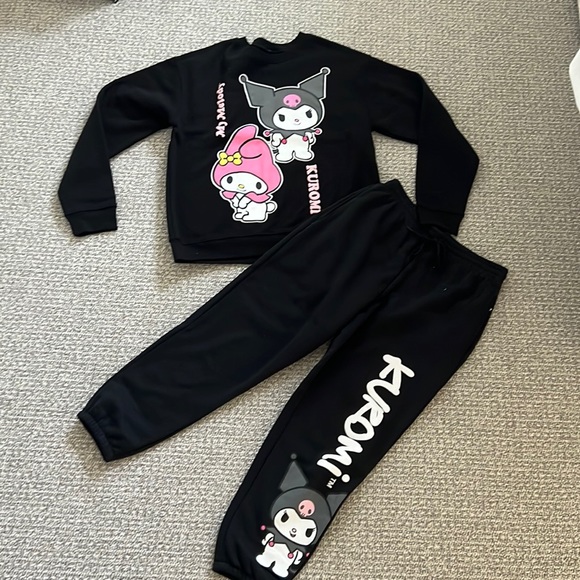 Kuromi Black Sweatshirt Sweatpants Set Sanrio Hello Kitty My Melody Jogger Top M - Picture 1 of 9